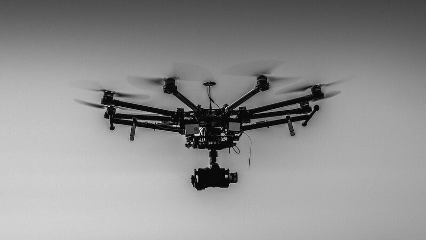 https://www.istockphoto.com/photo/black-and-white-of-drone-gm664033416-122088723
